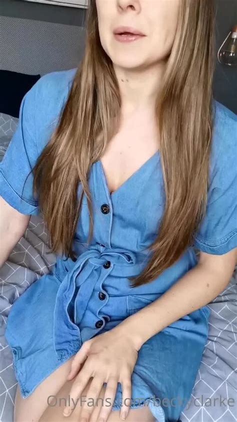 beckylobie nude|Becky Clarke OnlyFans Videos